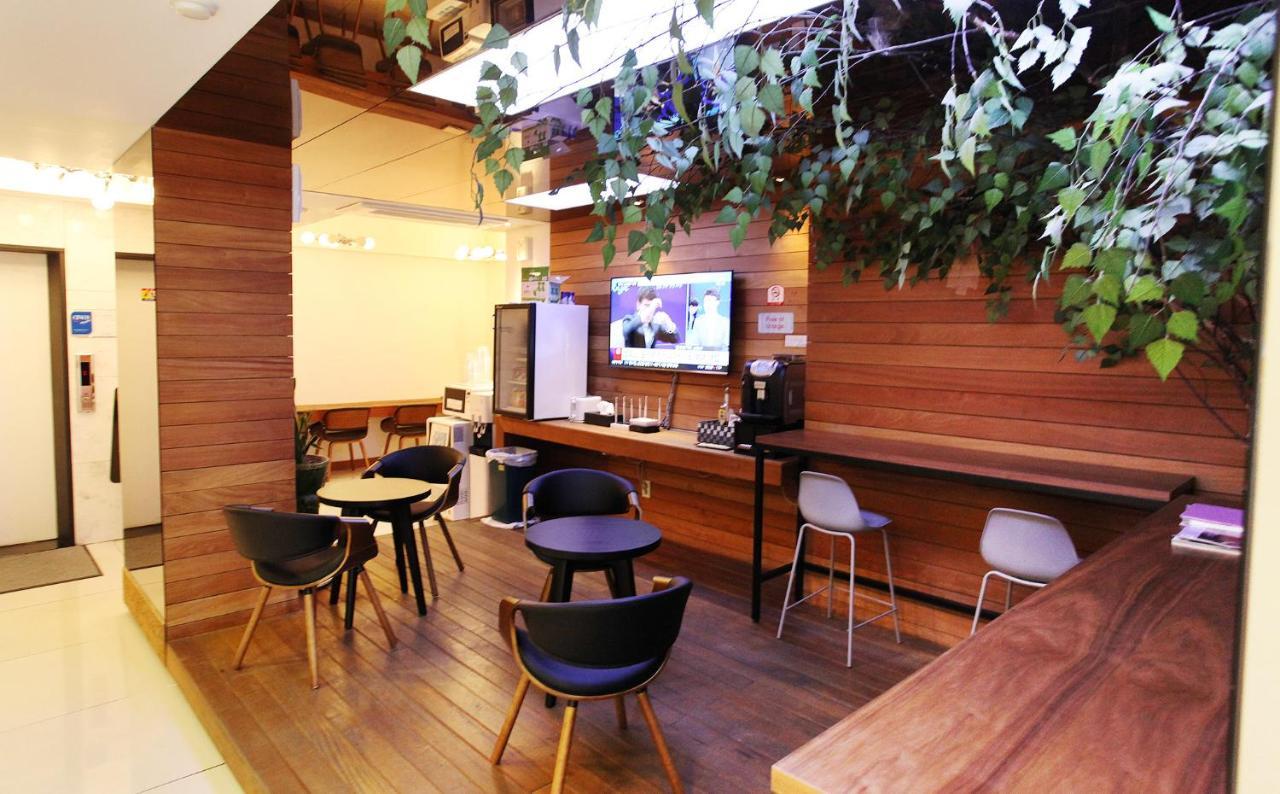 Hotel Pop Jongno Сеул Экстерьер фото